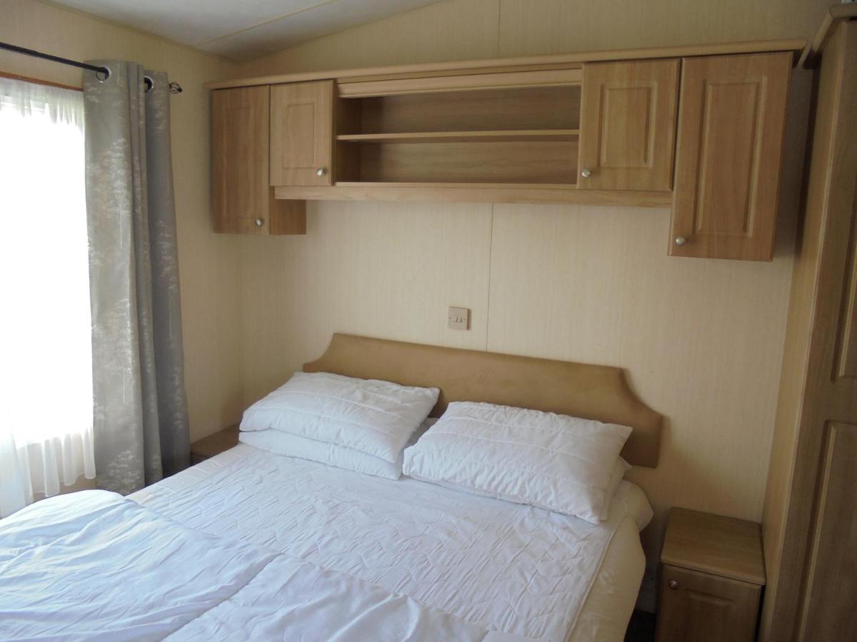 The Wolds: The Wolds:- 6 Berth, Central Heated Ingoldmells Buitenkant foto