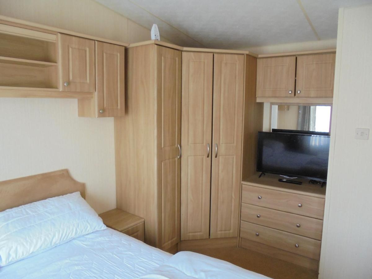 The Wolds: The Wolds:- 6 Berth, Central Heated Ingoldmells Buitenkant foto